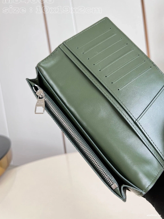 WIS BRAZZA WALLET-10*19*2cm LOUIS VUITTON 0906